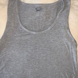 Gray Aerie cropped tank
